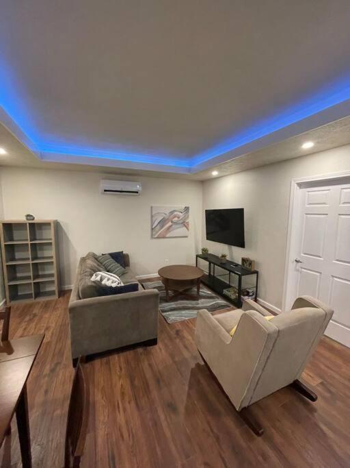 Apartmán Brand New 2Br Cute Blue Led In North Fresno Exteriér fotografie